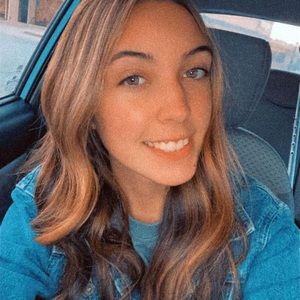 Meet your Posher, Abigail